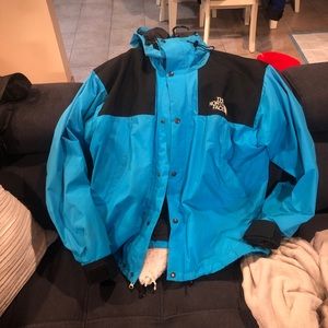 Vintage North face mountain guide